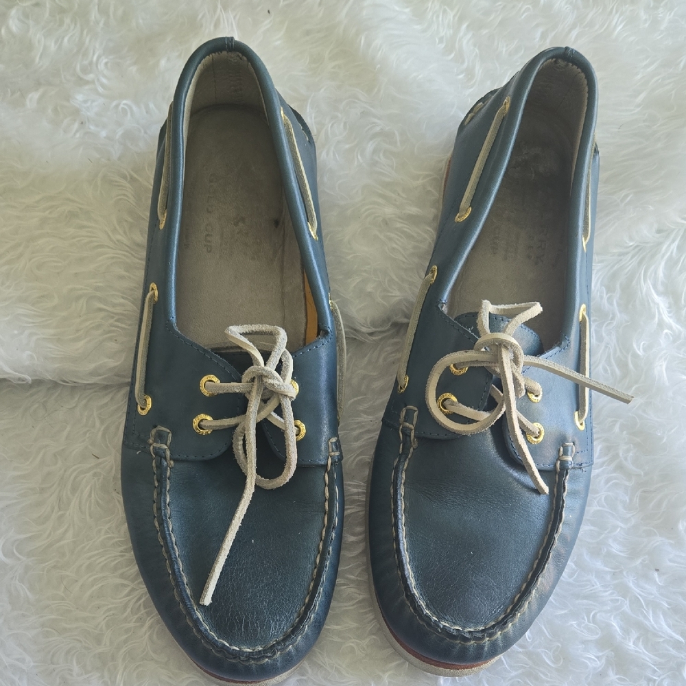 Sperry Blue Boat Shoes‎ with White Laces